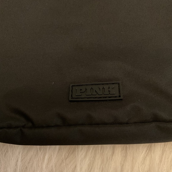 PINK Victoria’s Secret Belt Bag - Picture 7 of 10